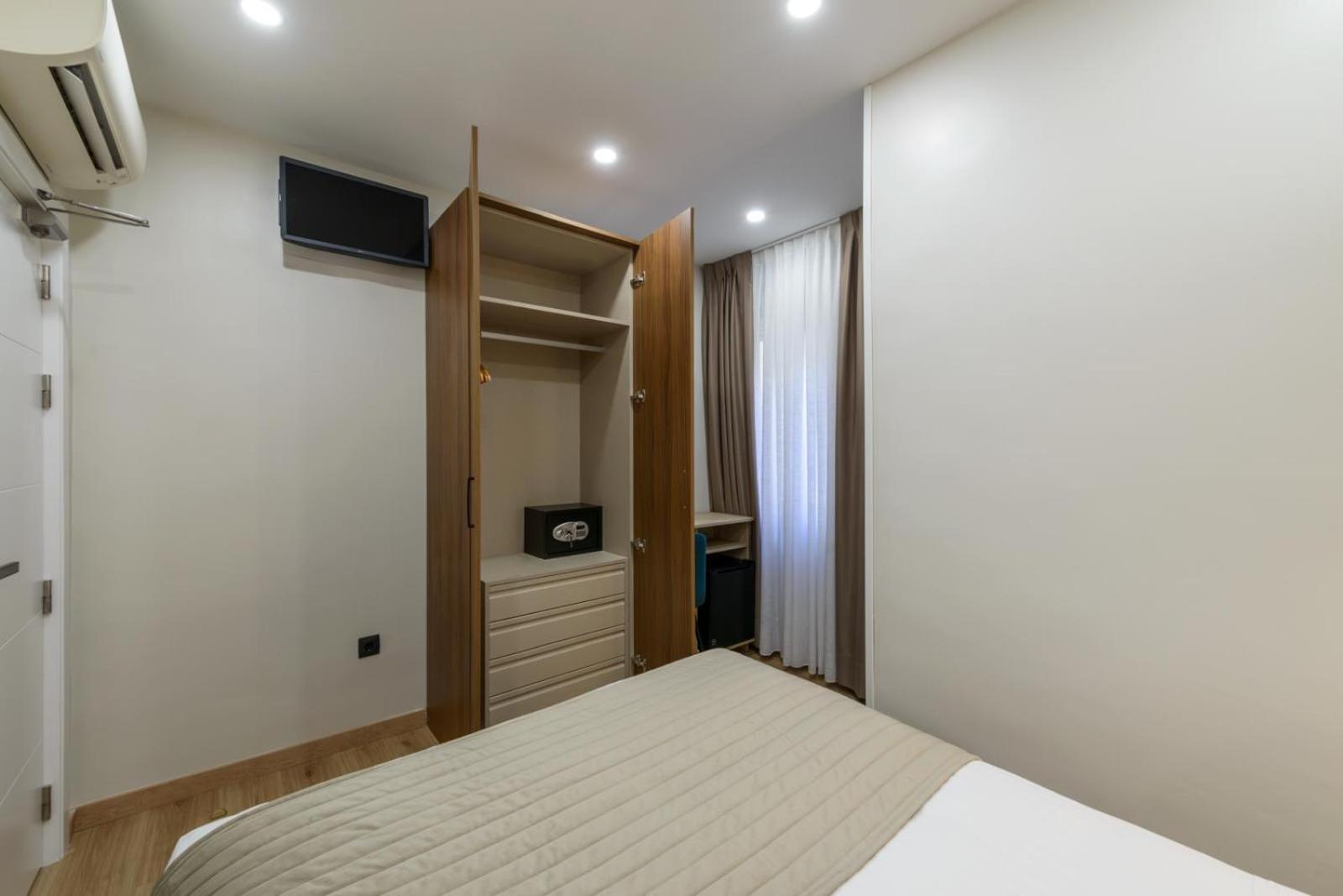 Hostal Sun Gate マドリード エクステリア 写真